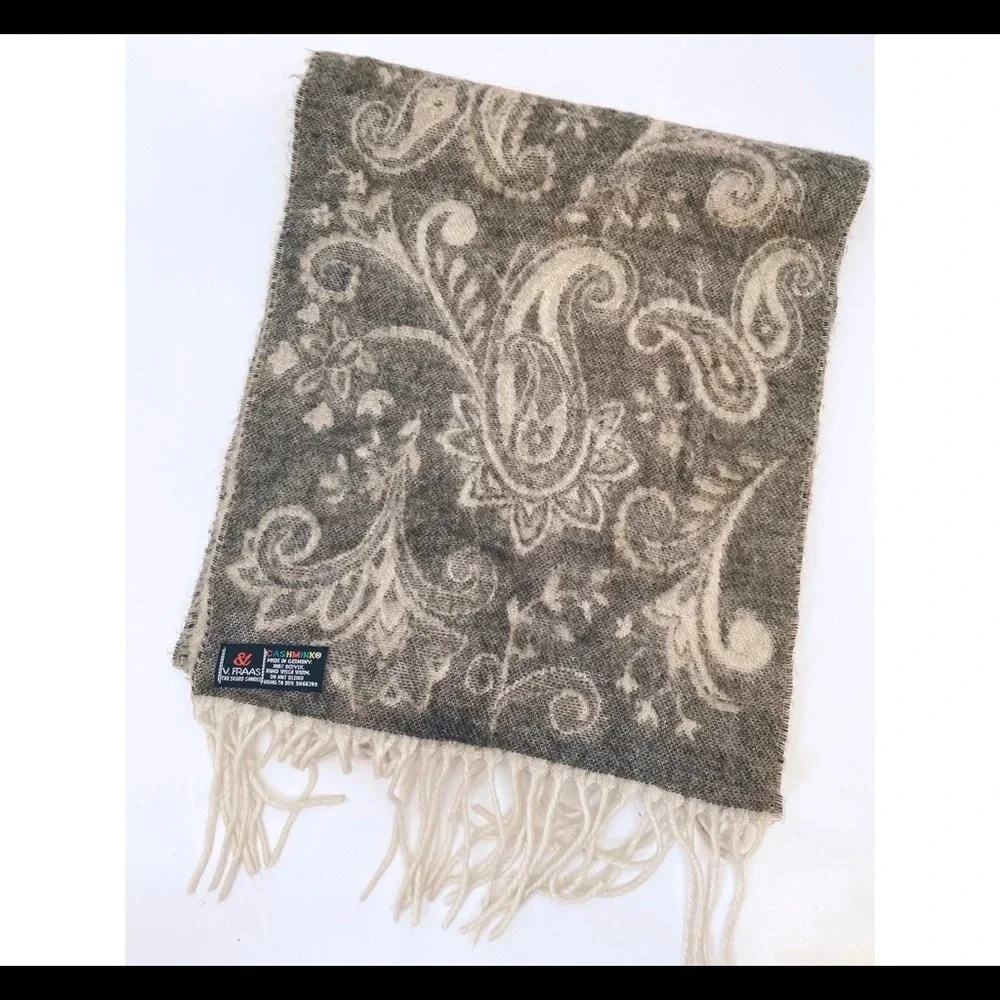Cashmink Paisley Scarf